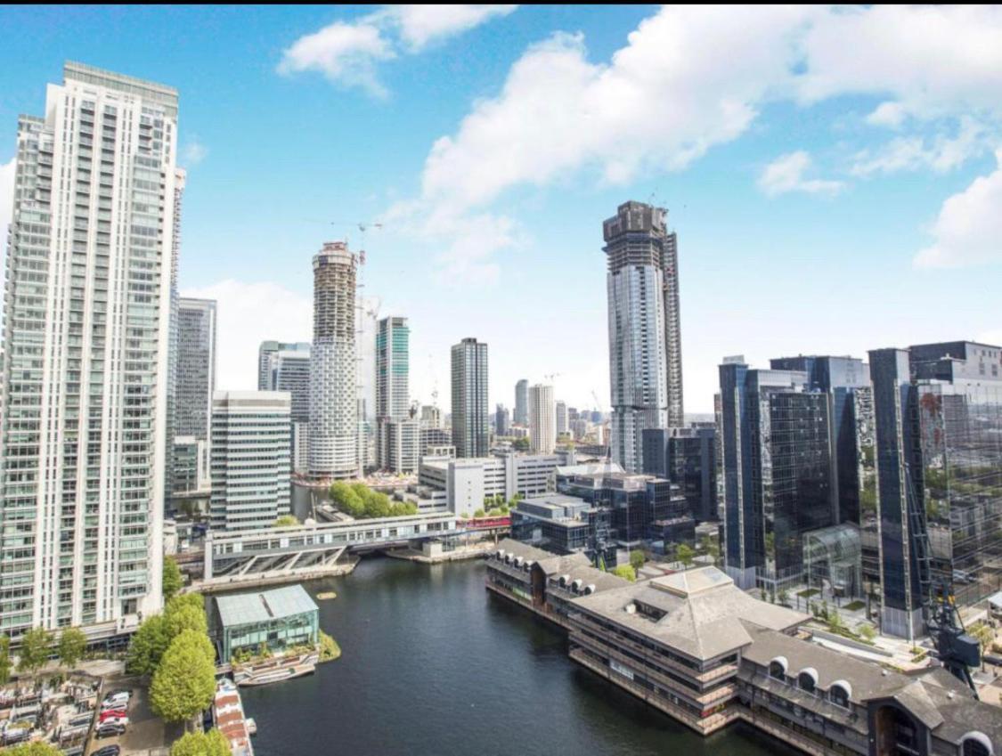 London Luxury 1 Bedroom Apartment Minutes Walk From Canary Wharf Exterior photo